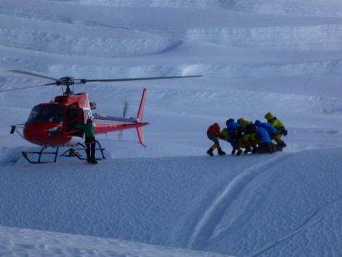 Evacuation from Everest